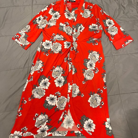 NWOT Plus Size Floral Dress - Picture 1 of 2